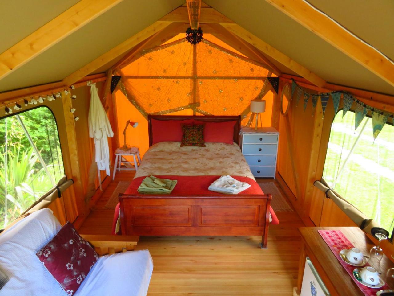 Hotel Omarama Oasis - Permaculture Glamping Pohara Zewnętrze zdjęcie