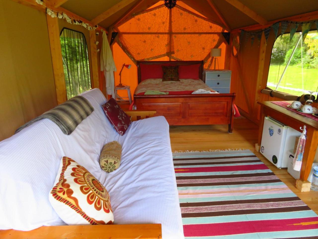 Hotel Omarama Oasis - Permaculture Glamping Pohara Zewnętrze zdjęcie