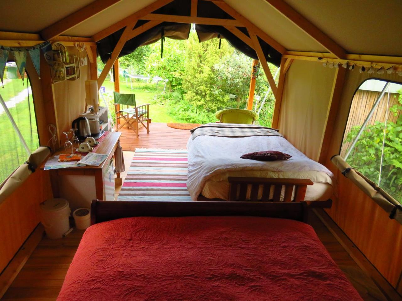 Hotel Omarama Oasis - Permaculture Glamping Pohara Zewnętrze zdjęcie