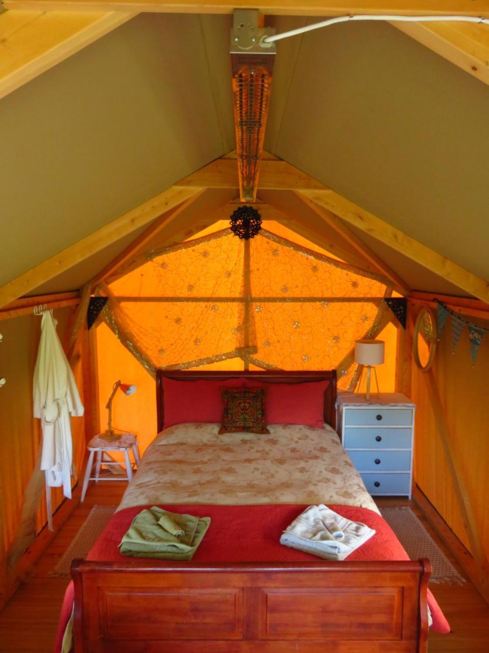 Hotel Omarama Oasis - Permaculture Glamping Pohara Zewnętrze zdjęcie