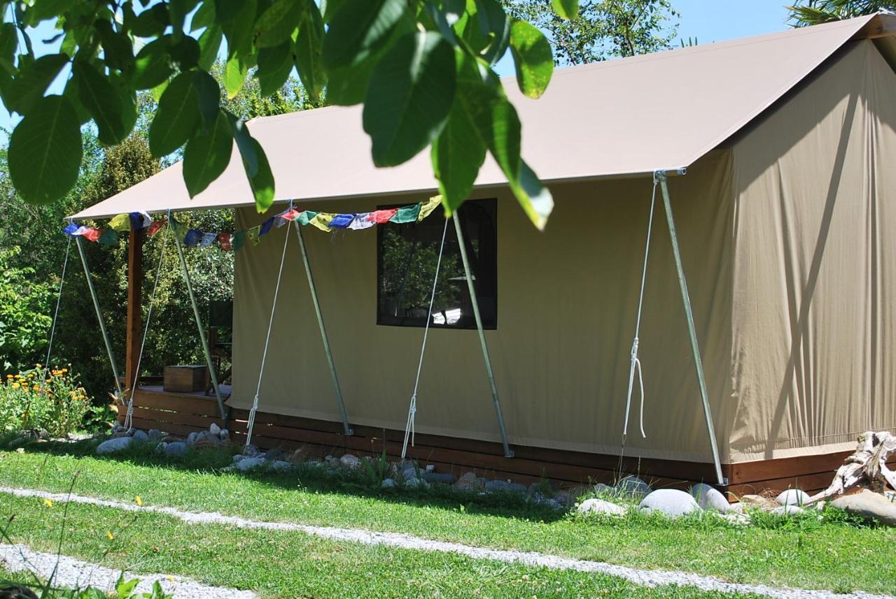 Hotel Omarama Oasis - Permaculture Glamping Pohara Zewnętrze zdjęcie